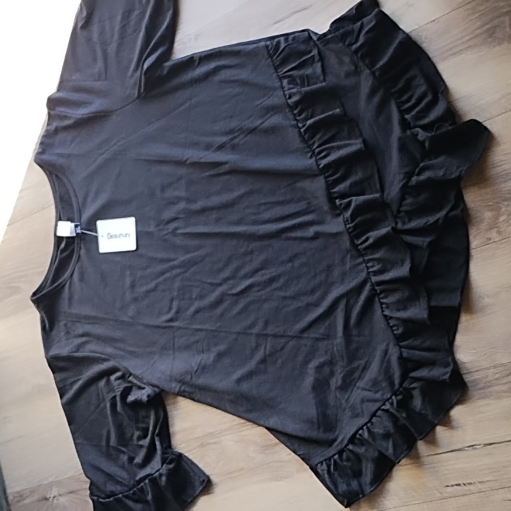 Chic Black Ruffle Hem Blouse